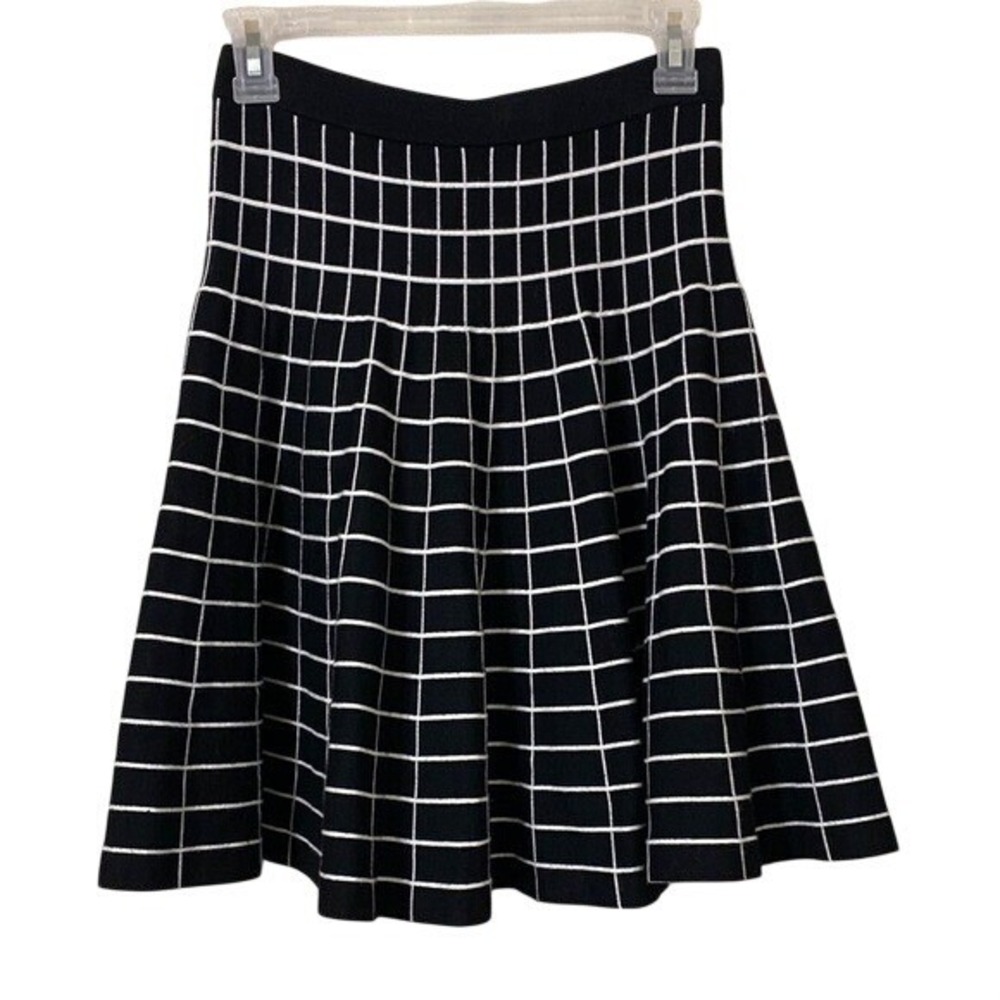 BLACK Saks Fifth Avenue Skirt Women XS Black White Windowpane Knit Skater Career